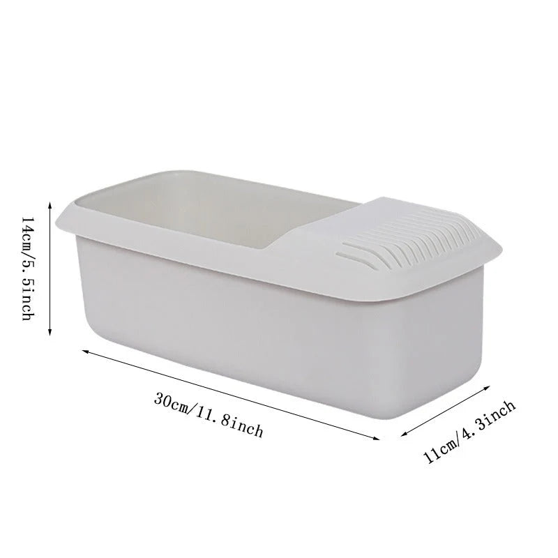 Microwave noodle cooker with integrated strainer lid
