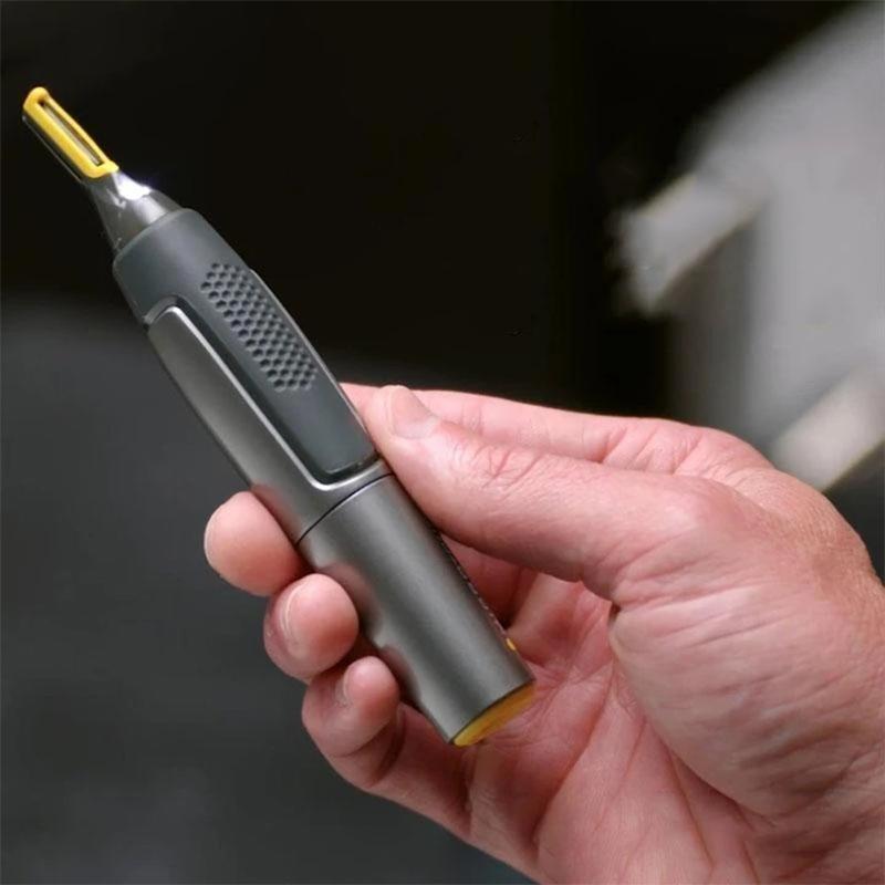 Precision trimmer with LED & titanium blade 15 cm