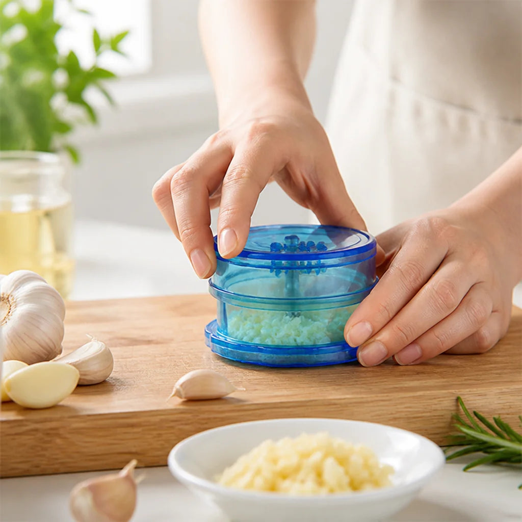 Ergonomic Food-Grade Garlic Chopper with Rotary Mechanism
