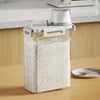 Storage container with fresh-keeping lid 2.5L