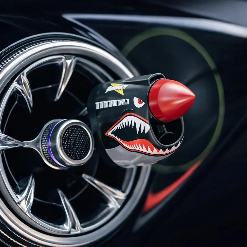 AeroLegend™ — Bring your car to life and attract all eyes with rotating airplane charm!