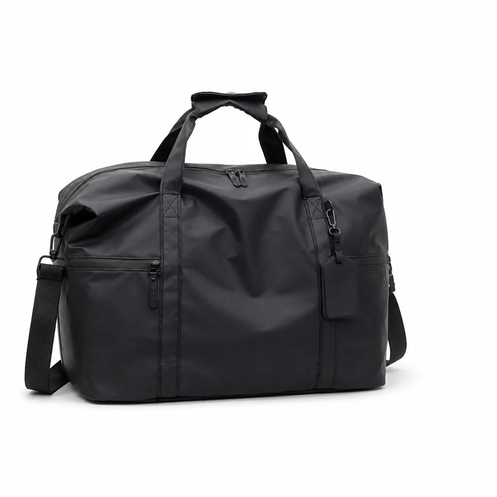 Water-repellent sturdy sports bag