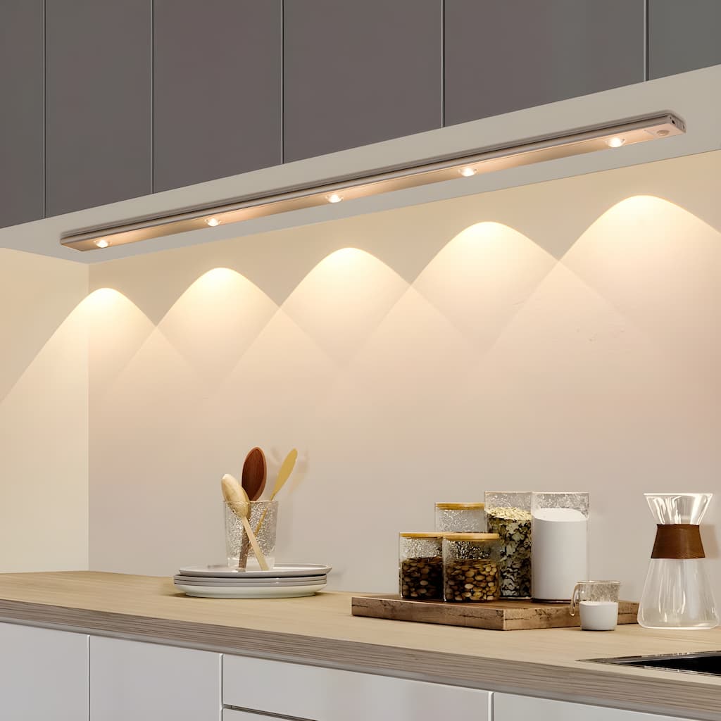 Wireless LED Night Light with Motion Sensor
