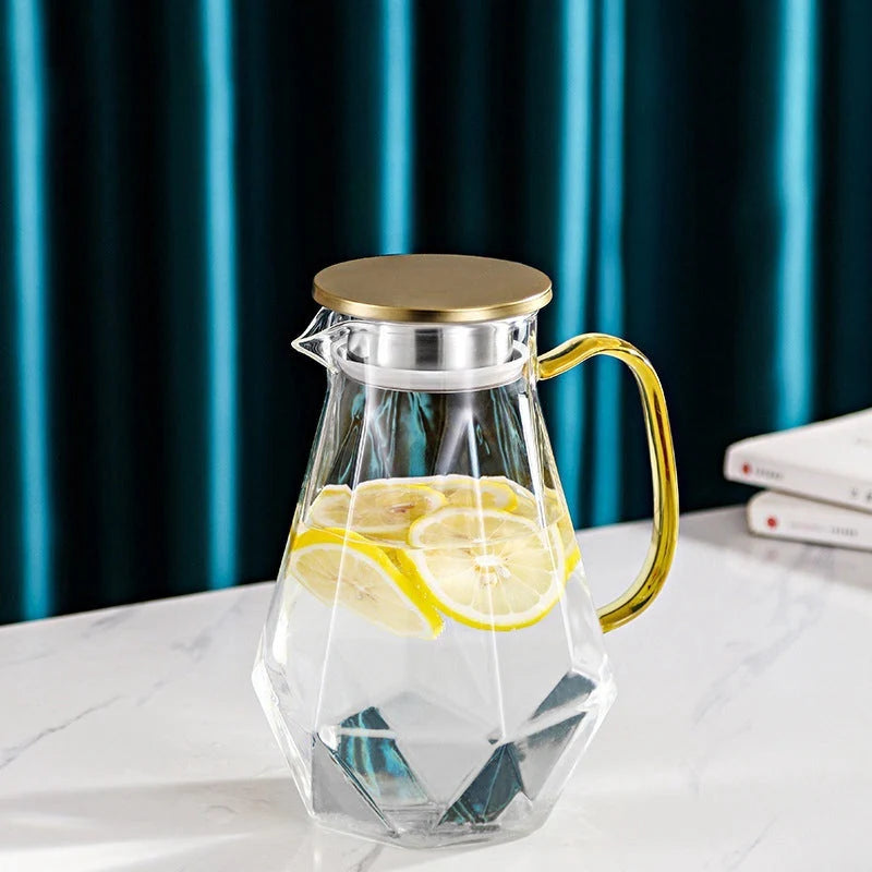 ThermaQuench™ Carafe — Unshakeable Elegance for Limitless Enjoyment at Every Temperature