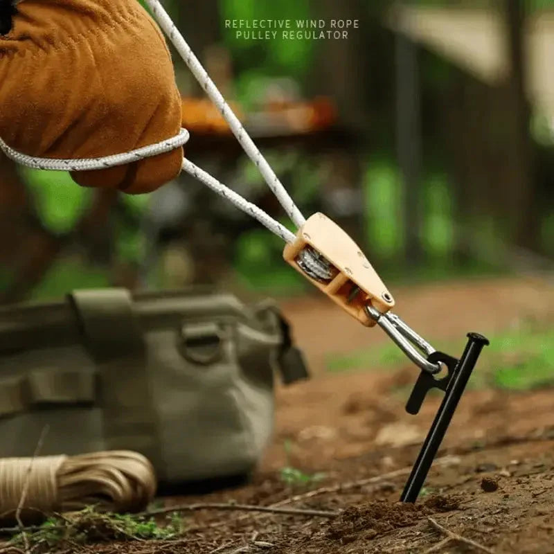 SturmBlick™ — Finally worry-free: Gear stays rock-solid in storms and darkness!