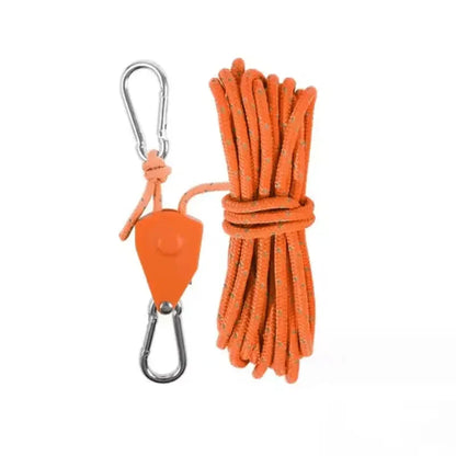 SturmBlick™ — Finally worry-free: Gear stays rock-solid in storms and darkness!