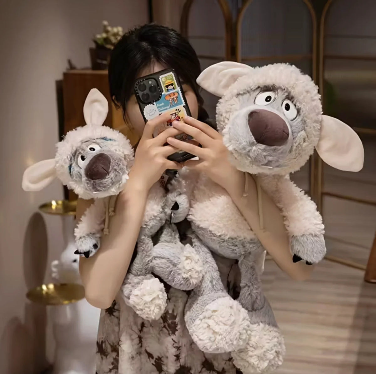 ShadowSnug™ — Experience Comfort with the Cuddle Friend That Warms Your Heart