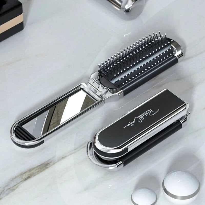 Compact Hairbrush with Integrated Mirror