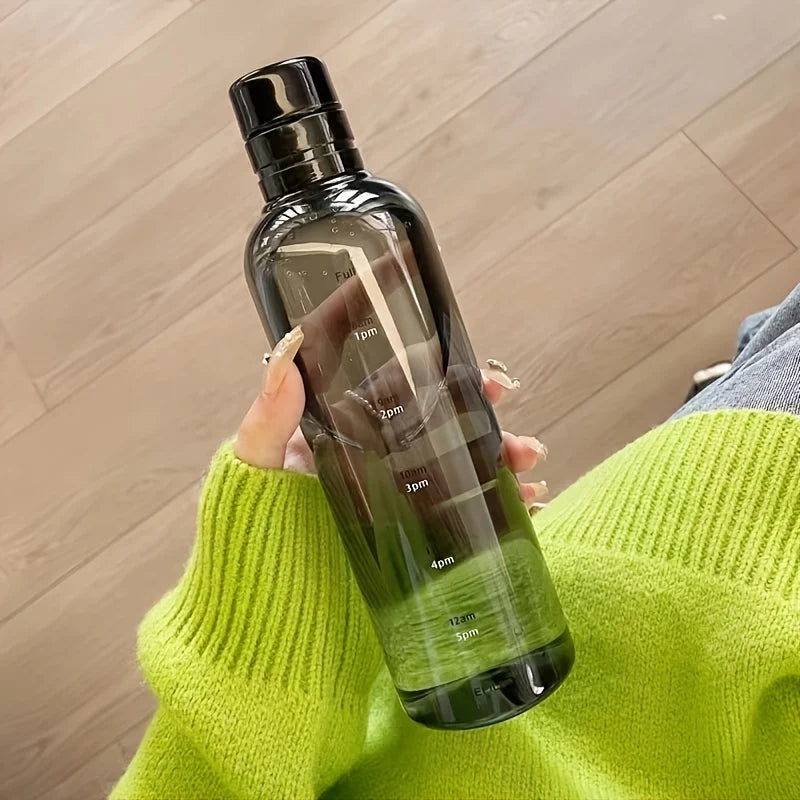 Drinking bottle with time markings 500/700 ml