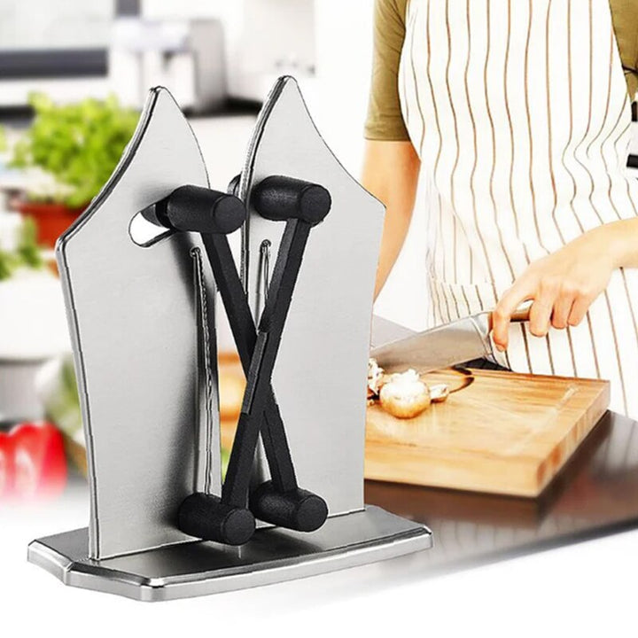 Knife sharpener for straight and serrated blades