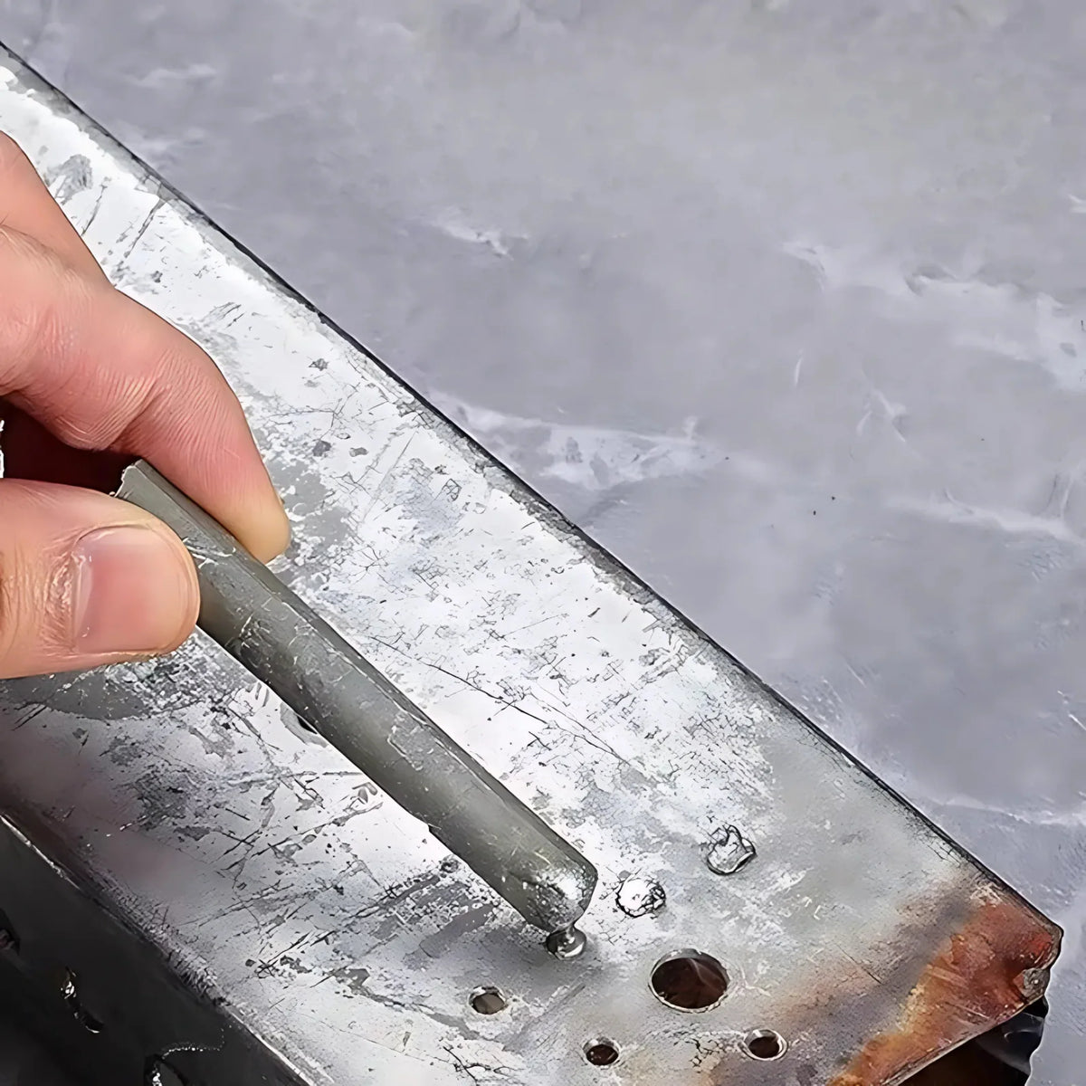 IronMend™ — Instant Metal Repairs Made Easy, Ready to Tackle Any Challenge