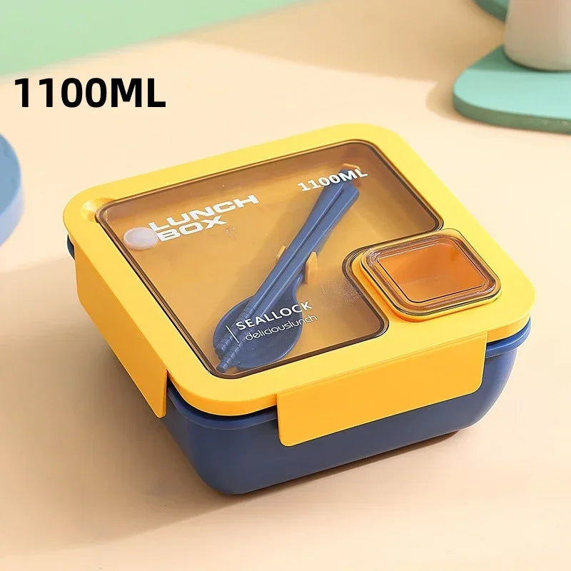 Bento Lunchbox for on the go with cutlery