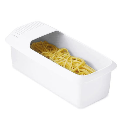 Microwave noodle cooker with integrated strainer lid